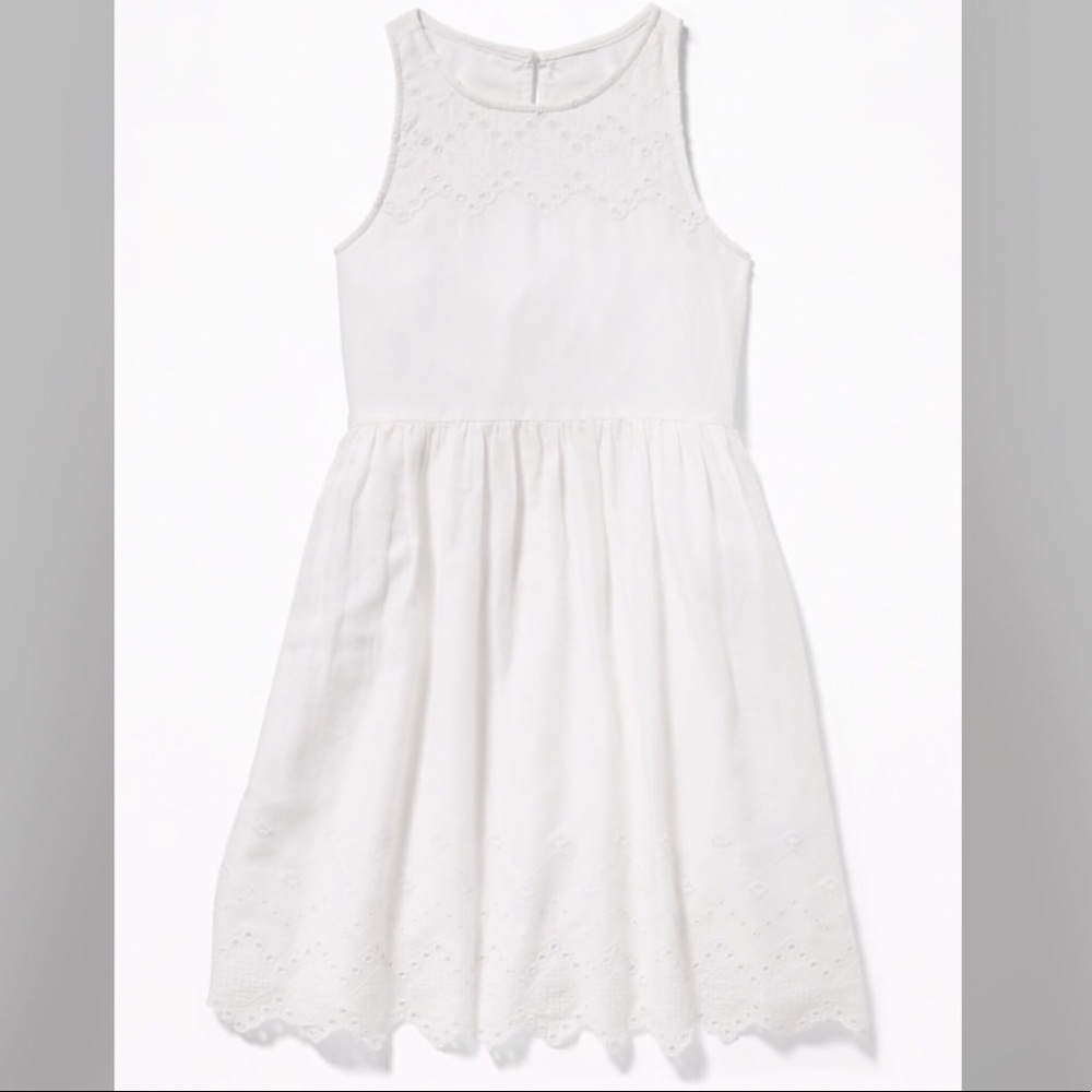 Kids size M (8) white “Old Navy” dress